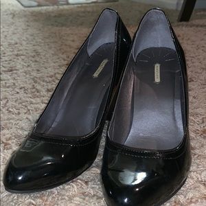 black dress shoes